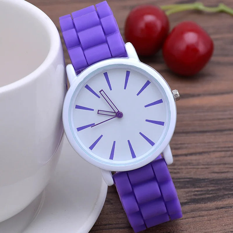 Dialvex - Armbanduhr mit minimalistischem Zifferblatt und Silikonarmband