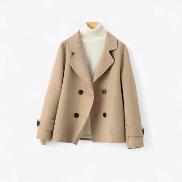 Maria – Langärmliger Mantel mit Reverskragen und Knöpfen