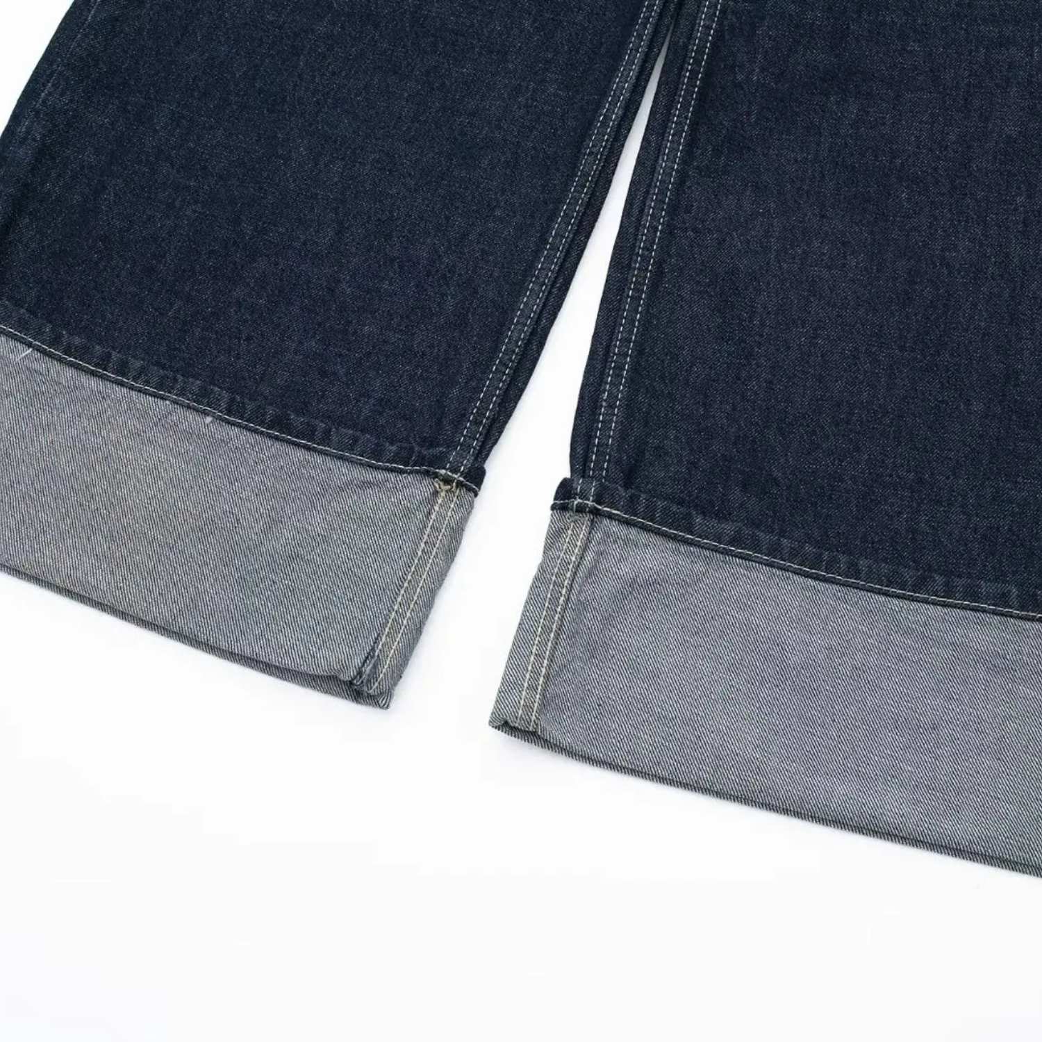 Lea | Streetwear-Denim-Set mit Cropped Jacke und Weiten Hosen