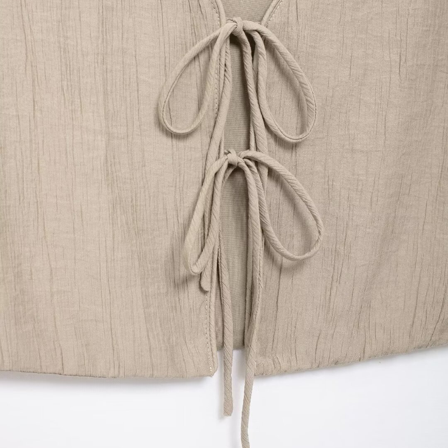 Johanna | Streetwear-Zweiteiler mit Schnürweste und Rock