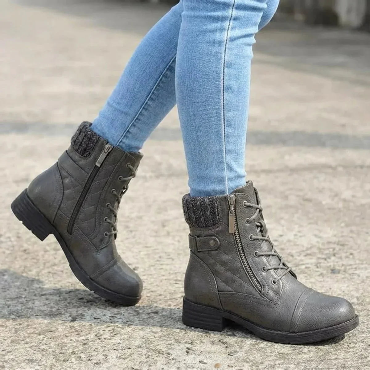 Quilven - Gestepptes Stiefeletten mit Rautenmuster und Schnürung