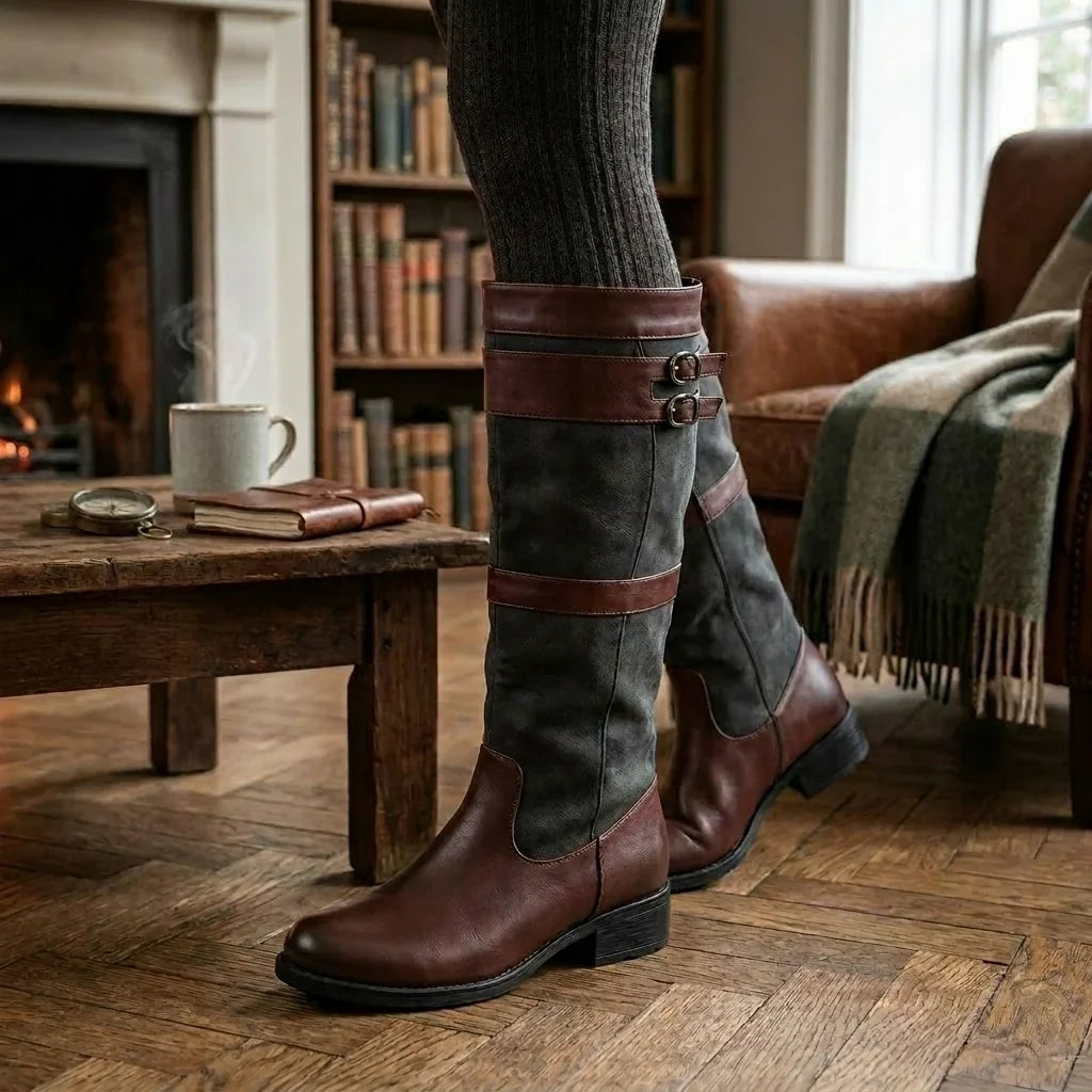 Kneevex - Hohe Damenstiefel mit Riemen und Metallschnallen