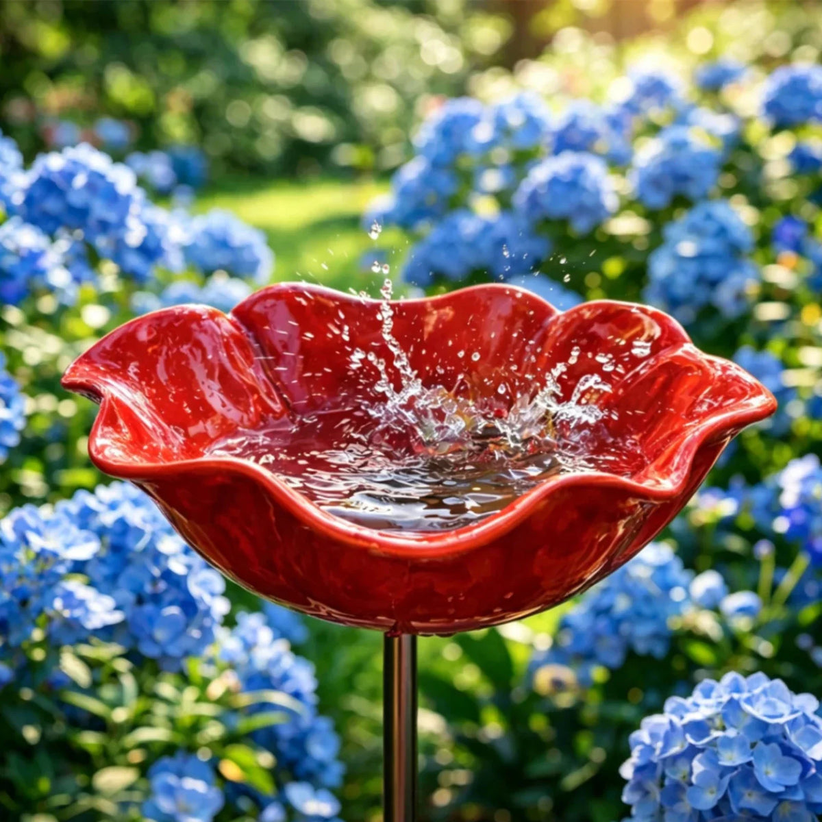 Petalbath - Vogelbad mit Klatschmohn-Design für den Garten