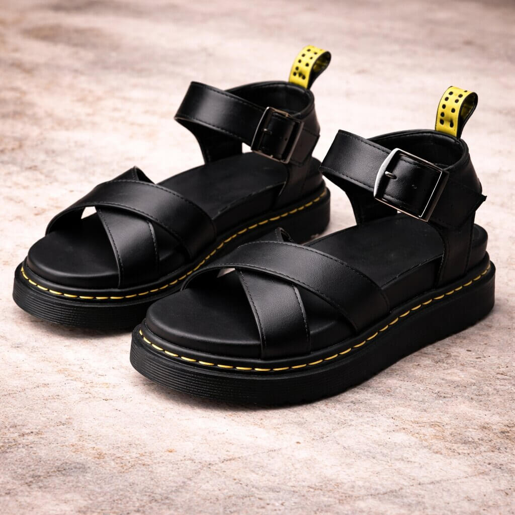Orthopädische Sandalen mit Plateau | Plateau Sohle | Verstellbare Riemen | Solvanta