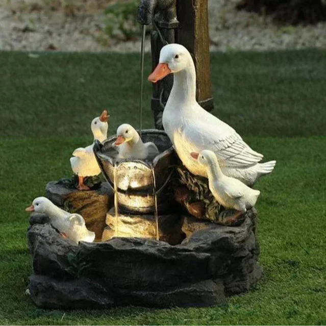 Solar Gartenbrunnen Ente & Eichhörnchen LED Wasserspiel