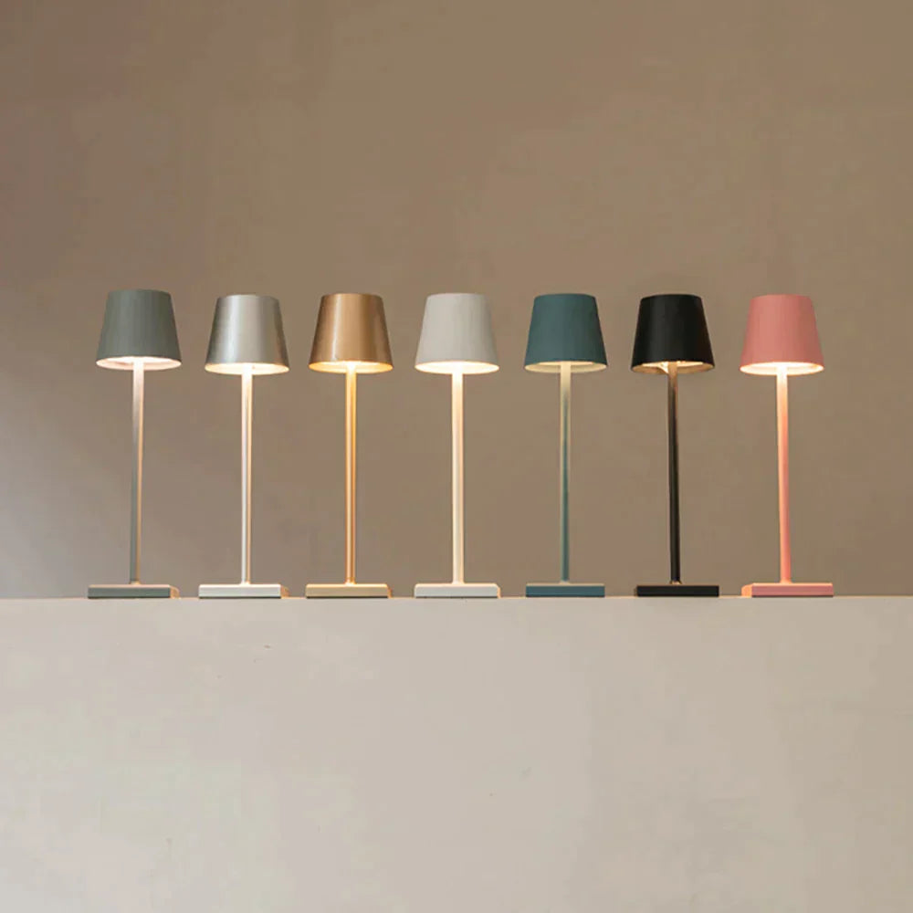 Tischlampe | Minimalistisches Design | Dimmbares LED-Licht | AuraTable
