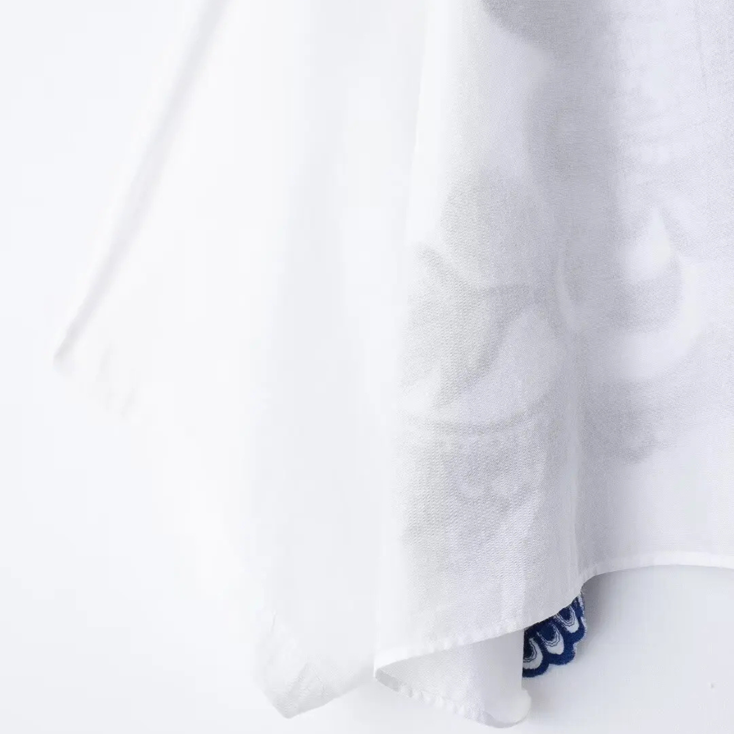 Anni | Blaues Besticktes Hemd & Plissierter Hosenrock im Zweiteiler-Set