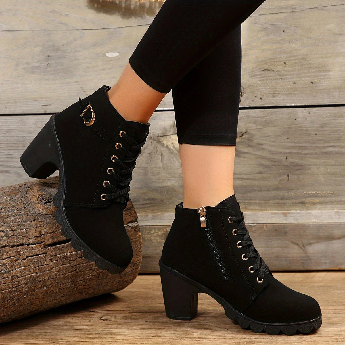 Tread - Damen-Stiefeletten mit Blockabsatz und Schnürung