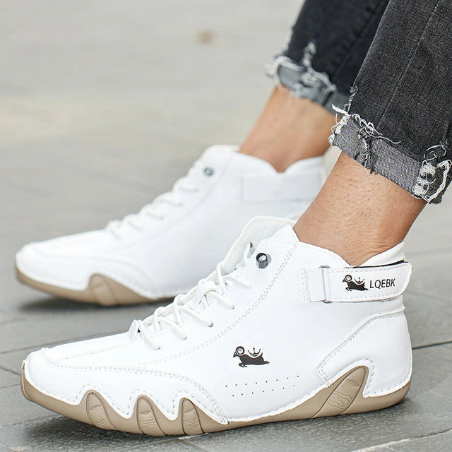 Tread - Sneaker aus Leder mit dekorativer Schnürung