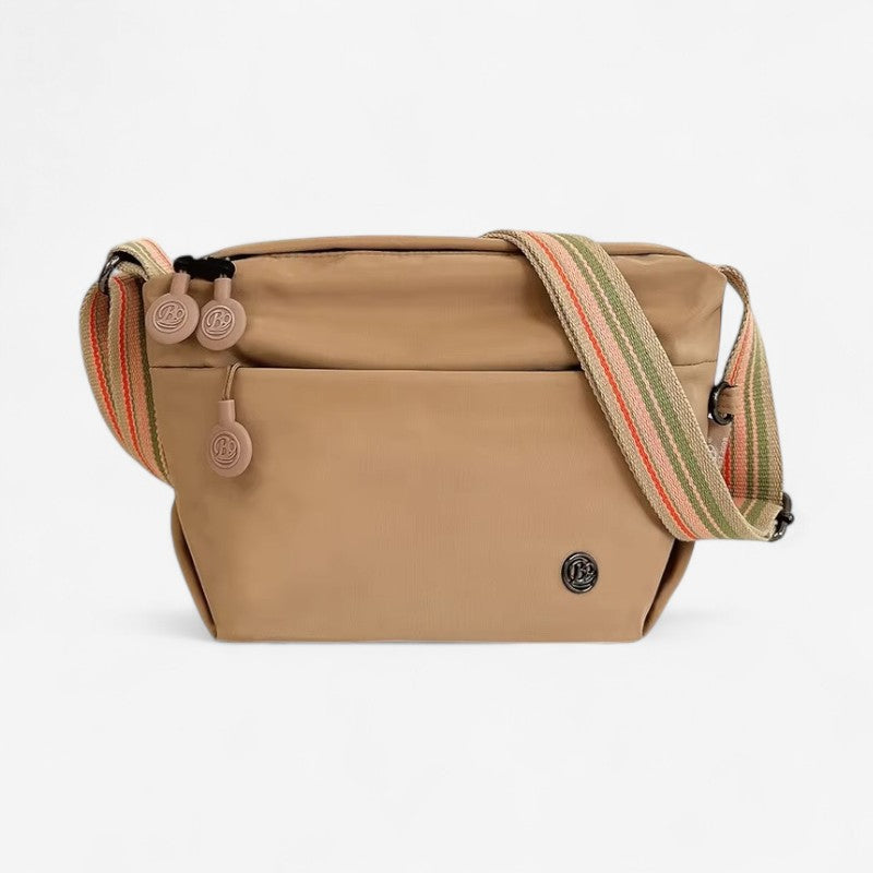 Annika – Schultertasche mit verstellbaren Trägern und Zippertaschen