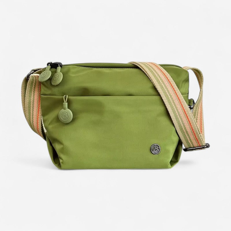 Annika – Schultertasche mit verstellbaren Trägern und Zippertaschen