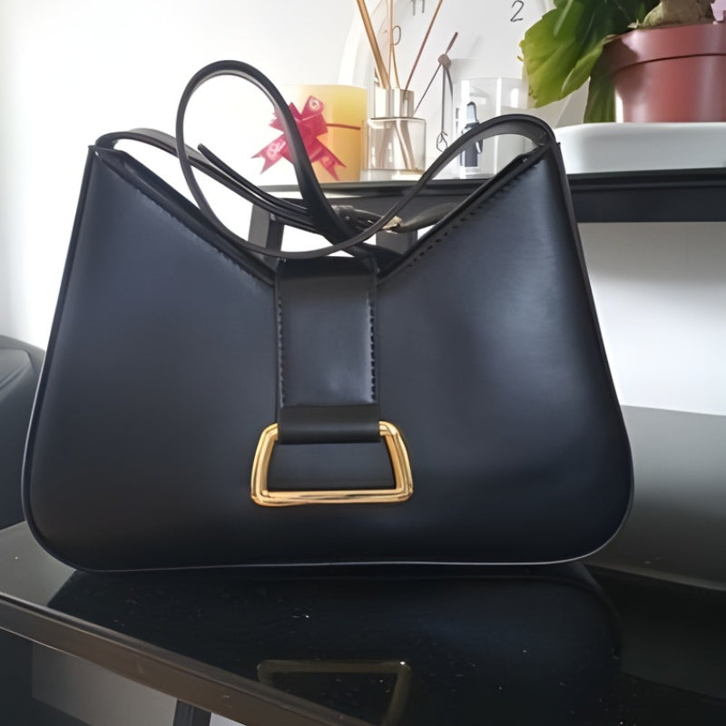 Liora – Schultertasche mit verstellbarem Riemen und Schnallenverschluss