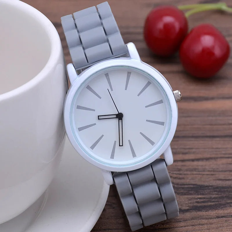 Dialvex - Armbanduhr mit minimalistischem Zifferblatt und Silikonarmband