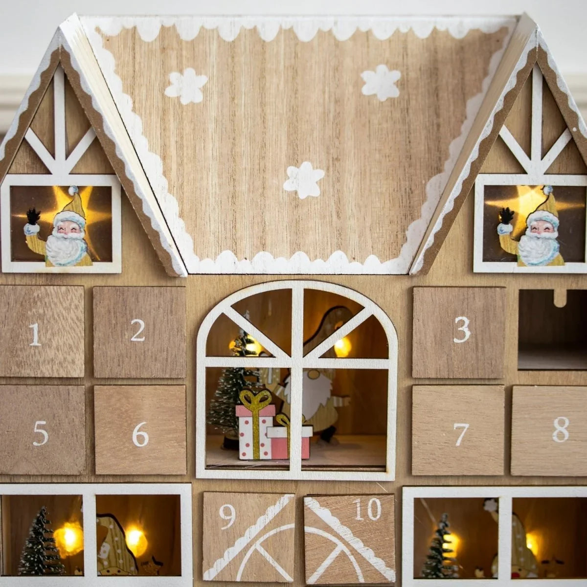 Yulewood - Adventskalender aus Holz mit LED-Beleuchtung