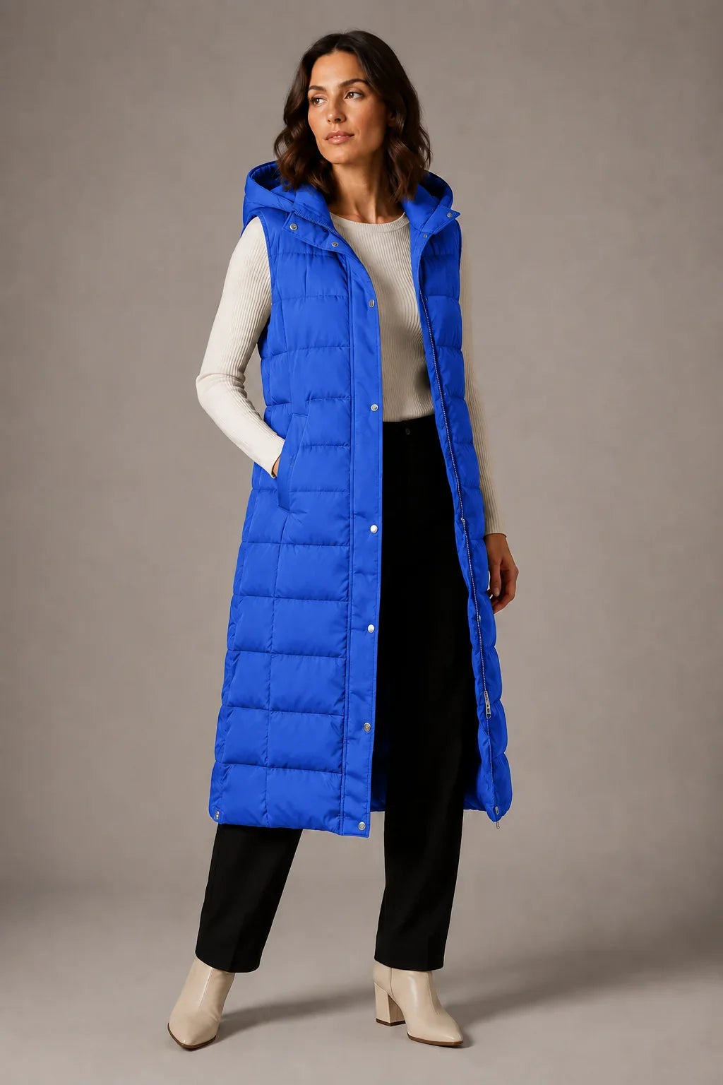 Puff - Langes gesteppte Gilet für Damen mit verstellbarer Kapuze und Stehkragen