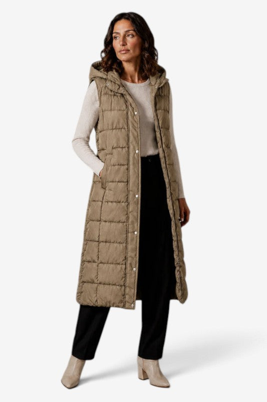 Puff - Langes gesteppte Gilet für Damen mit verstellbarer Kapuze und Stehkragen