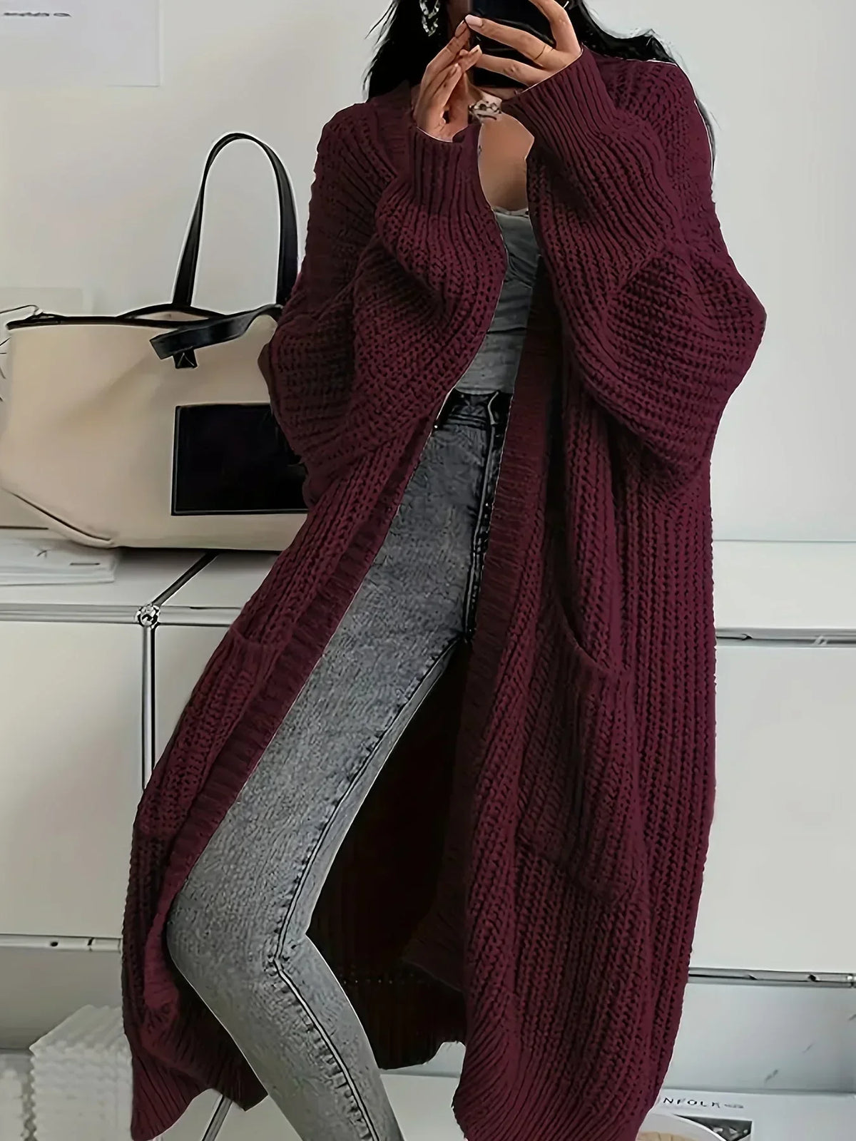 Knitlen - Langer Damen-Cardigan mit Zopfmuster und Rundhalsausschnitt