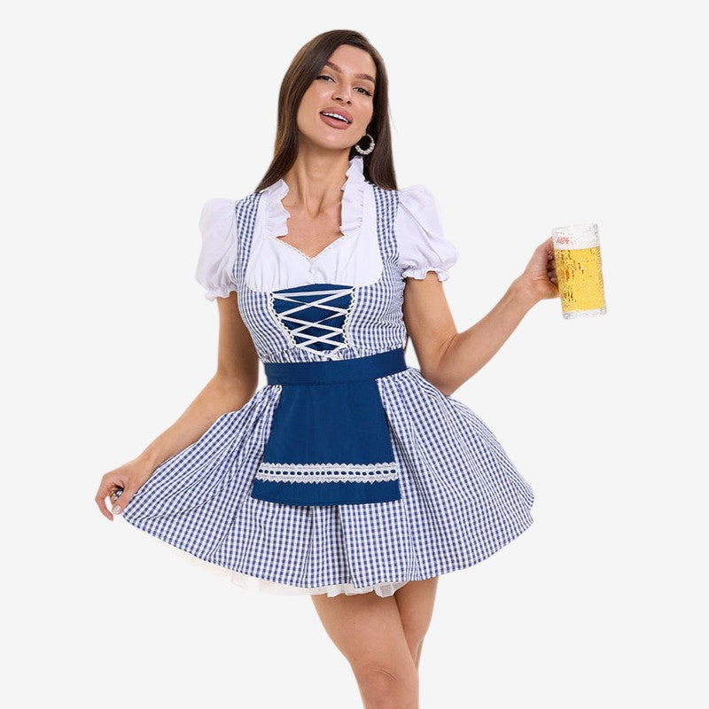 Kurzes Damen-Dirndl mit Karomuster