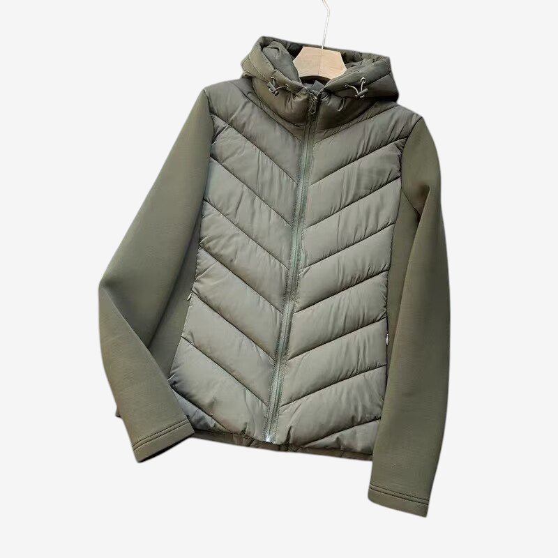 Puffora - Wattierte Jacke mit Chevron-Muster und fester Kapuze