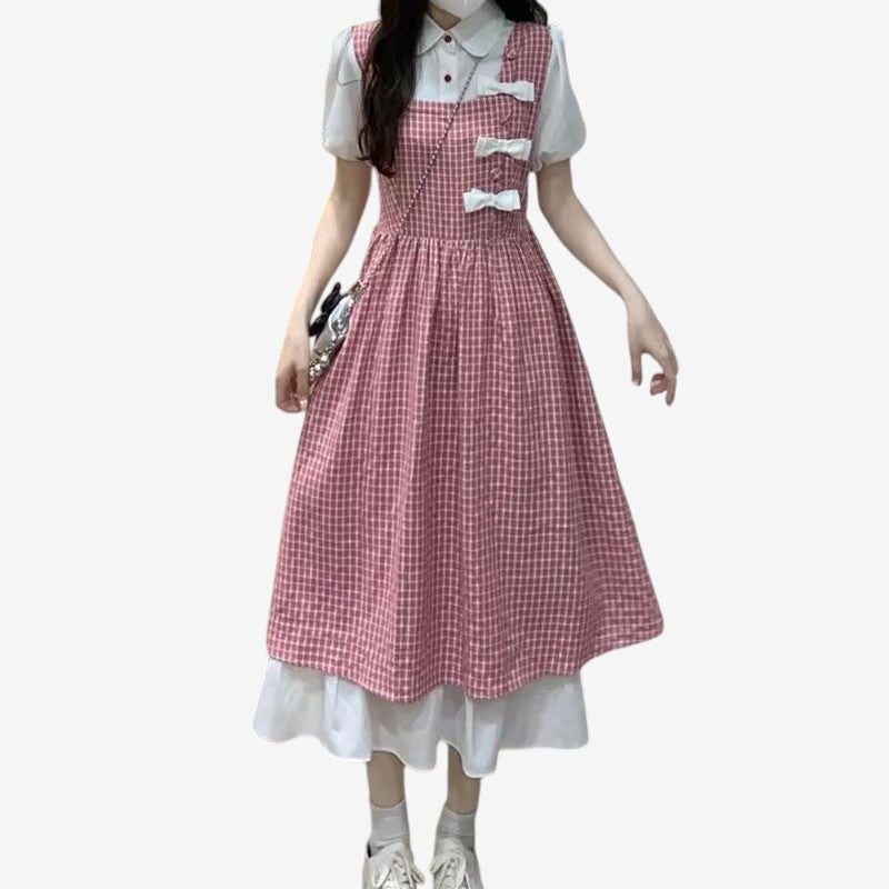 Damen-Dirndl mit  Traditionelle Trachtenelemente