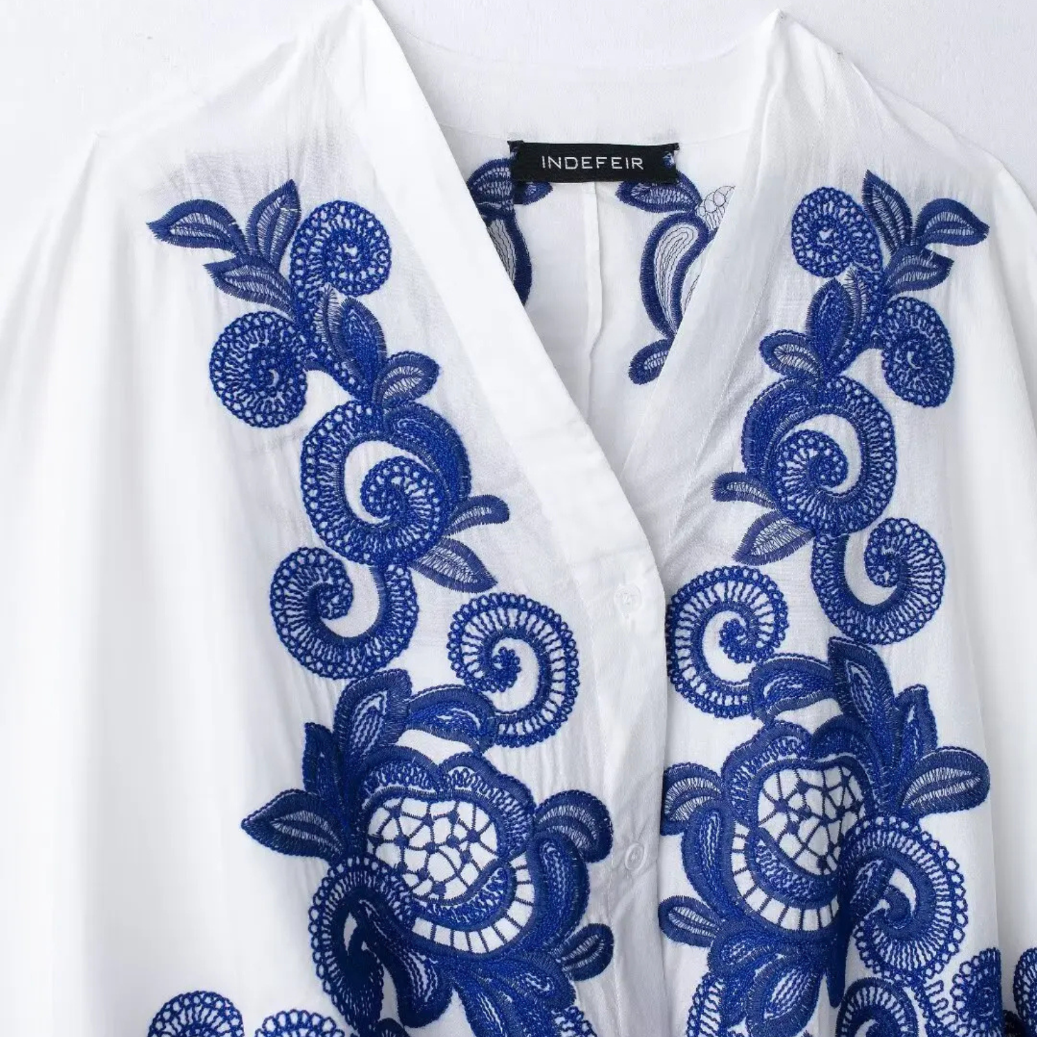 Anni | Blaues Besticktes Hemd & Plissierter Hosenrock im Zweiteiler-Set