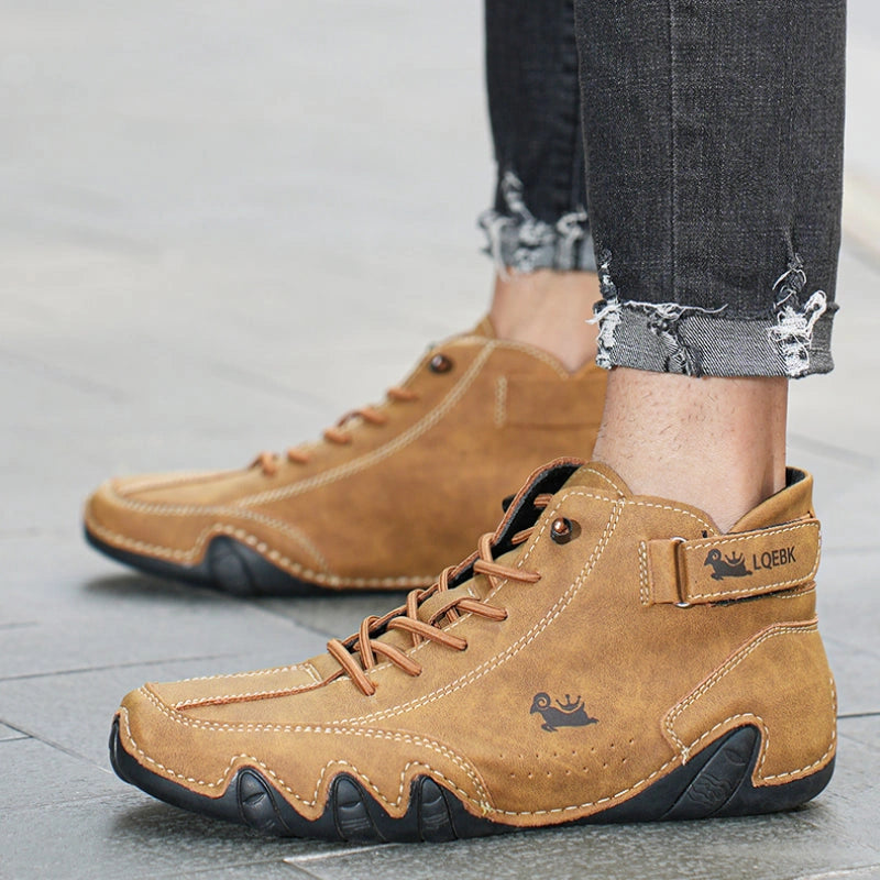 Tread - Sneaker aus Leder mit dekorativer Schnürung