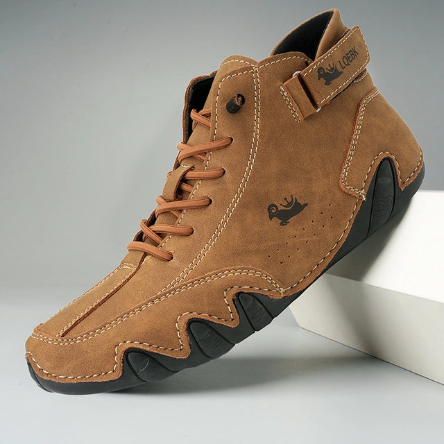 Tread - Sneaker aus Leder mit dekorativer Schnürung