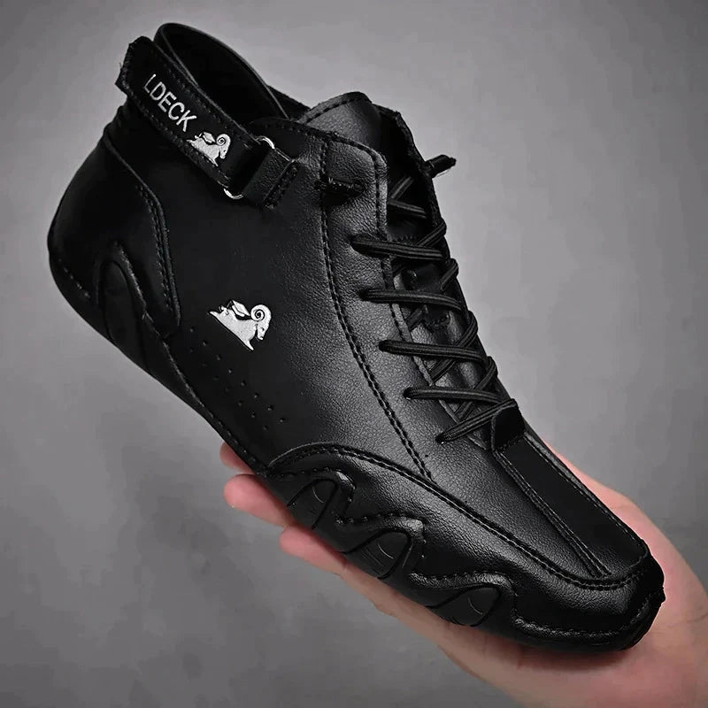Tread - Sneaker aus Leder mit dekorativer Schnürung